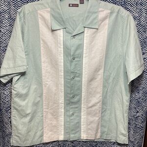 Vintage Centro Mint Green and Cream Short Sleeve Shirt